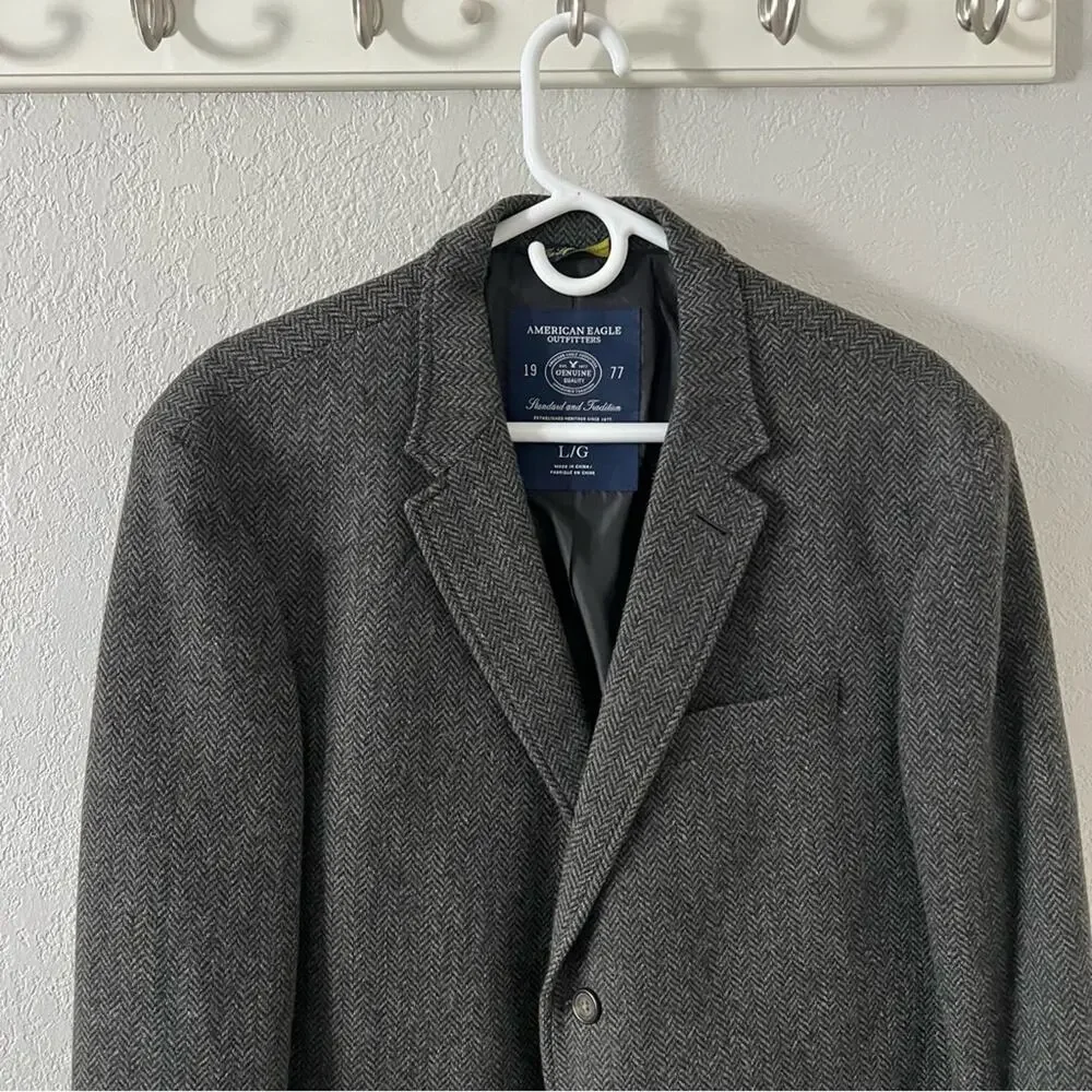 American Eagle Outfitters good preowned